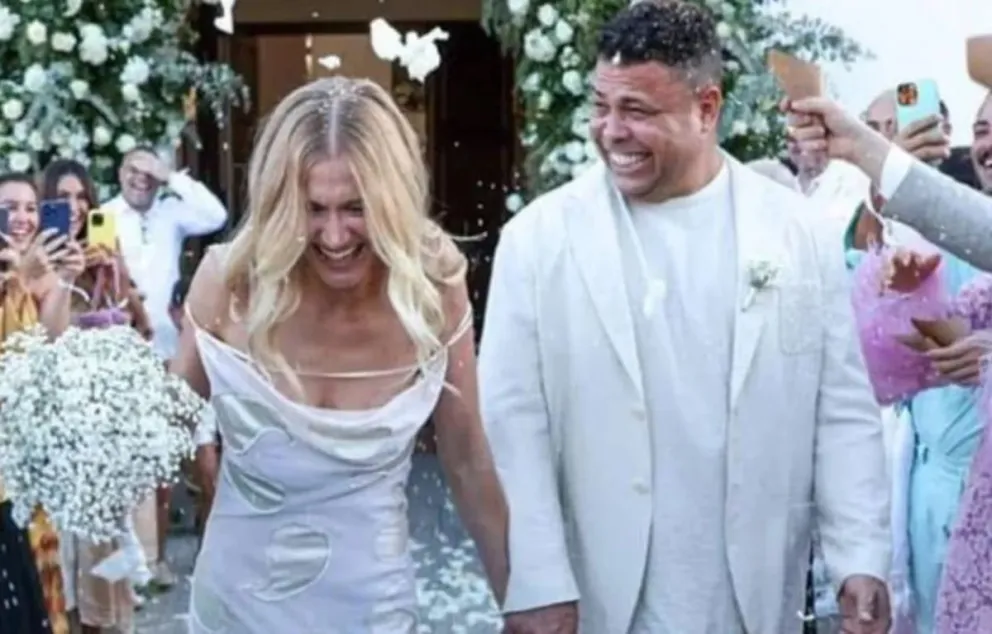Ronaldo Nazario casa-se pela quarta vez num casamento de sonho em Ibiza