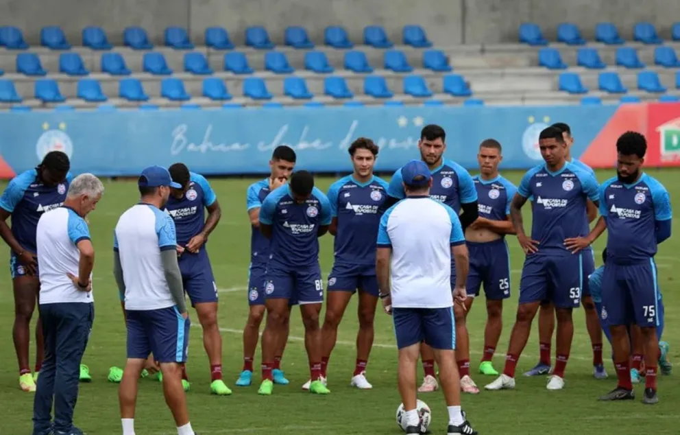 Rogério Ceni Comanda Treino Intenso com Quatro Goleiros na Reapresentação do Bahia
