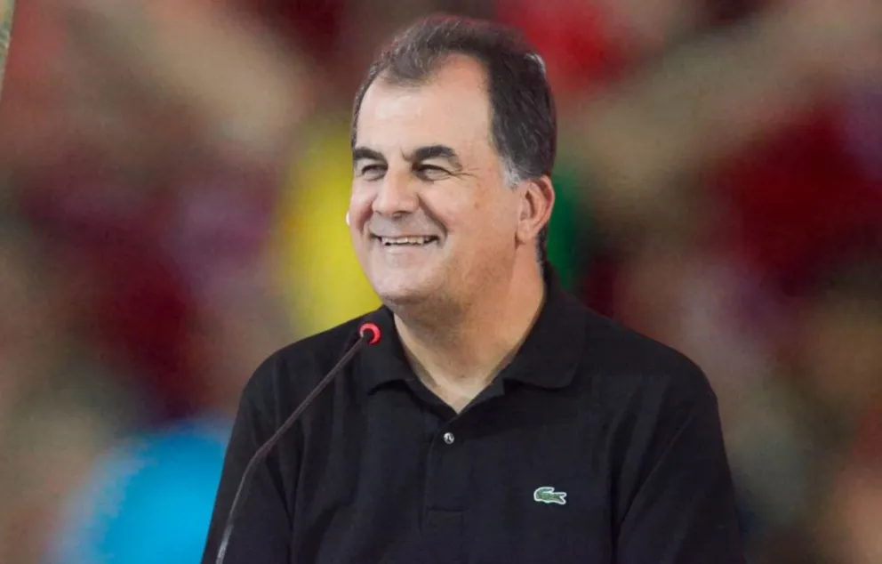 Vitória Conquista Série B e Adota Estrela Dourada no Escudo: Sócios Aprovam
