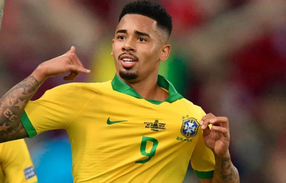 Gabriel Jesus Retorna aos Treinos e Pode Reforçar o Brasil Contra a Argentina