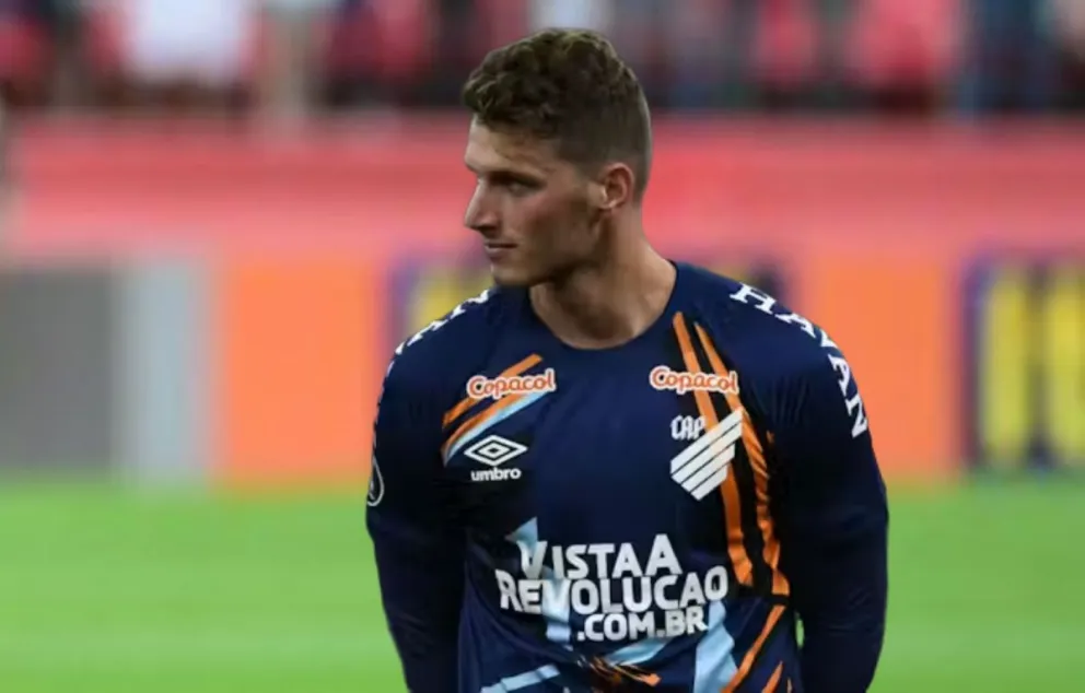 Reviravolta na Carreira: Ex-Titular do Flamengo Busca Novo Destino para a Próxima Temporada