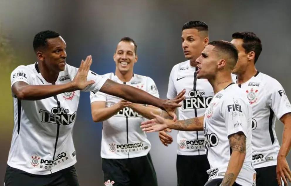 Campeão no Cruzeiro e no Palmeiras que pode ser contratado pelo Corinthians