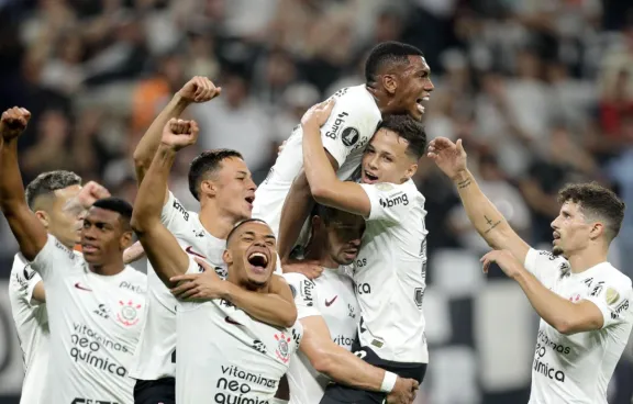 Corinthians fica a detalhes de perder promessa para clube do Brasil